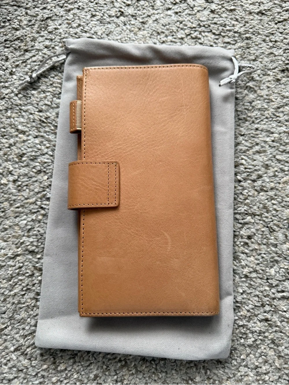 Moterm Veg Tanned Leather Weeks Cover